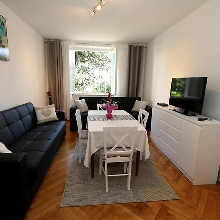 Apartment Mira Lapad Ντουμπρόβνικ Εξωτερικό φωτογραφία
